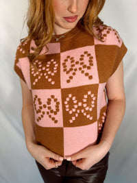 bow checkered sweater vest-women in bow sweater vest-bow sweater-brown-pink